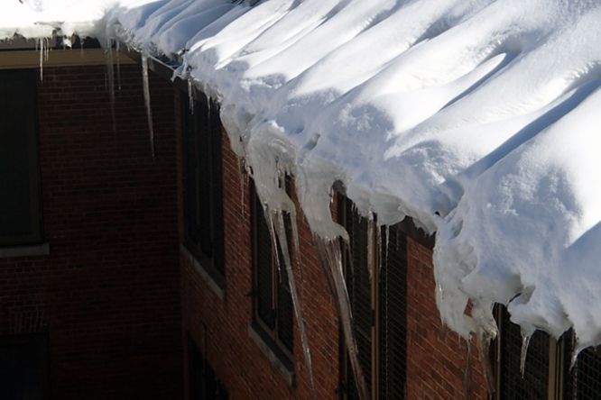 What Happens When You Don’t Use Gutters and Downspouts with Electric Heat Trace What Happens When You Don’t Use Gutters and Downspouts with Electric Heat Trace